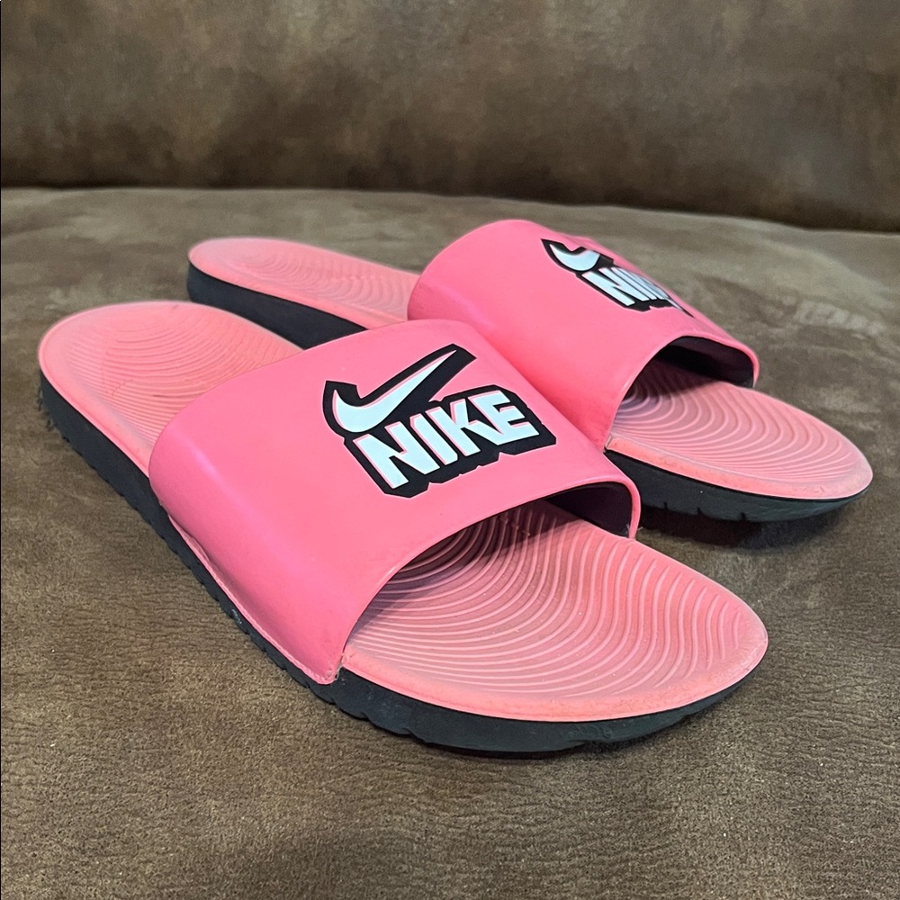 Nike Pink Slide Sandals